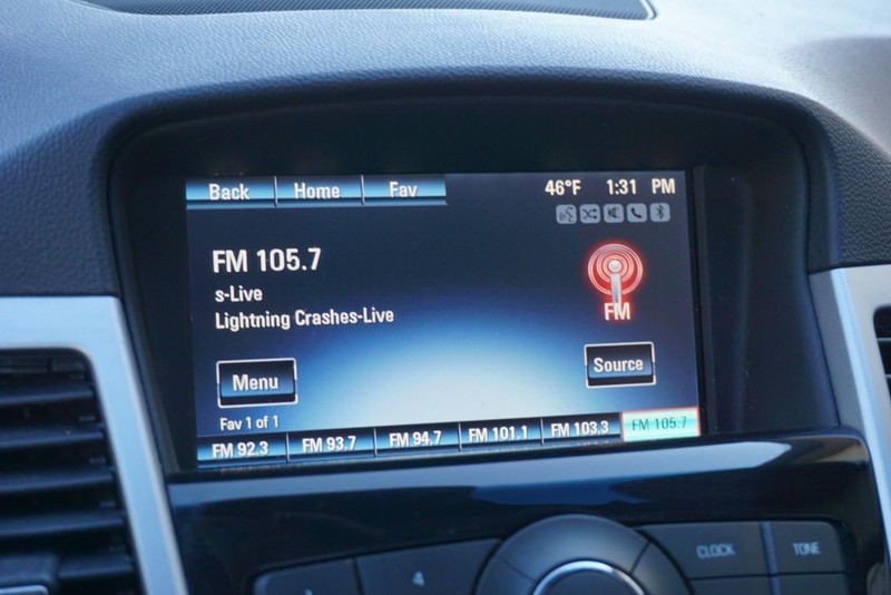 Chevrolet Cruze Limited Vehicle Full-screen Gallery Image 40