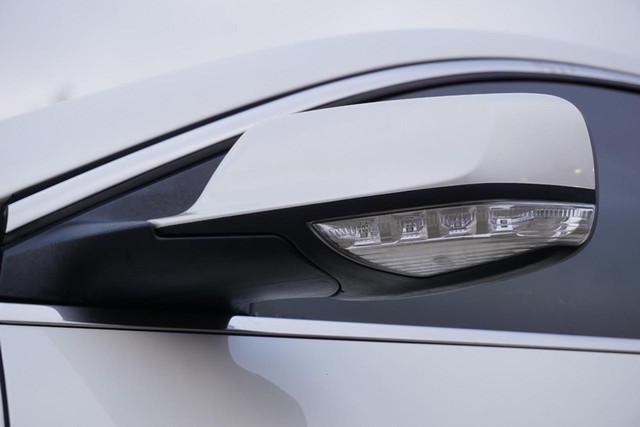 2013 Buick LaCrosse Touring FWD image 11