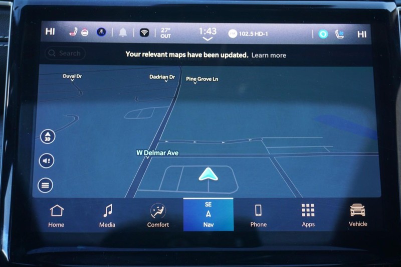 Jeep Grand Cherokee L Vehicle Full-screen Gallery Image 45