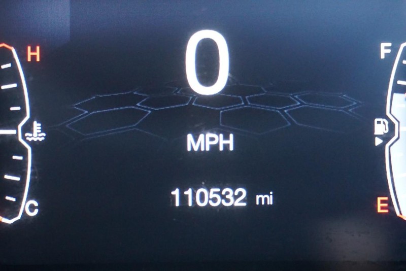 Jeep Compass Vehicle Full-screen Gallery Image 38