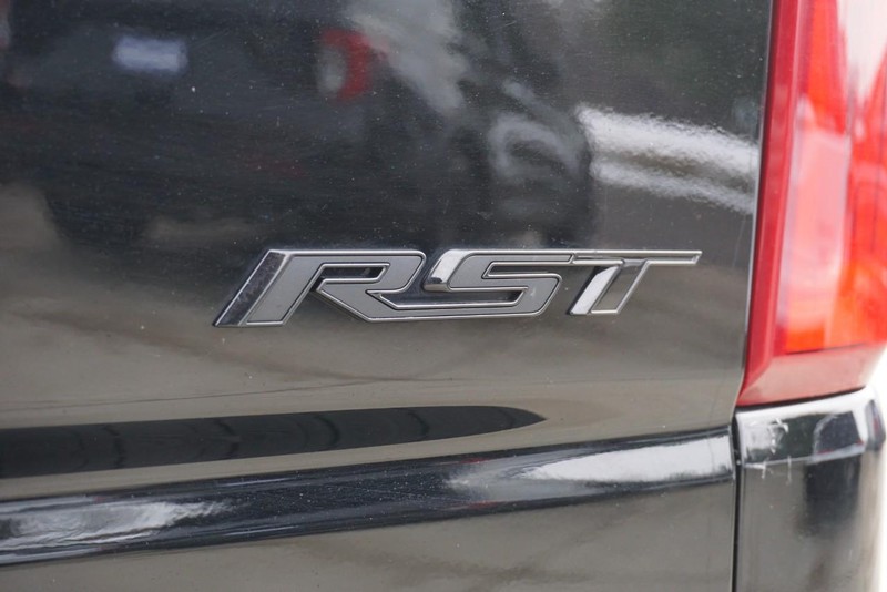 Chevrolet Silverado 1500 Vehicle Full-screen Gallery Image 21