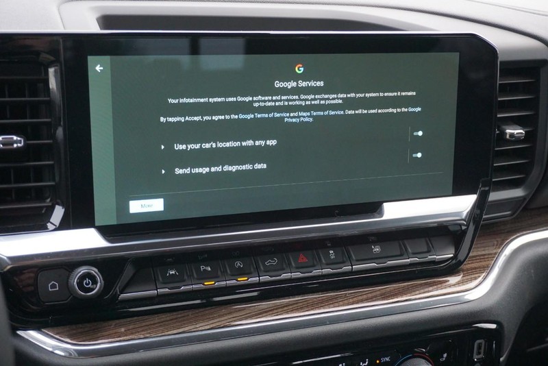 Chevrolet Silverado 1500 Vehicle Full-screen Gallery Image 41