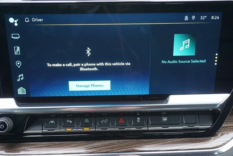 Chevrolet Silverado 1500 Vehicle Full-screen Gallery Image 47