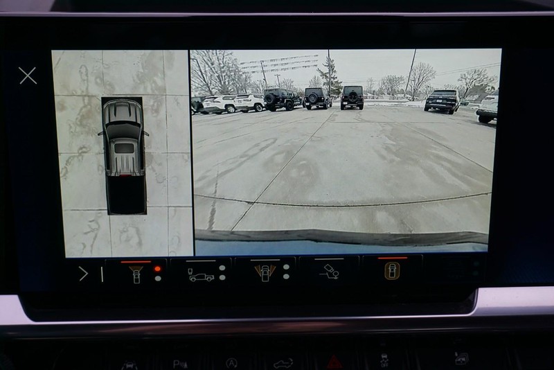 Chevrolet Silverado 1500 Vehicle Full-screen Gallery Image 50