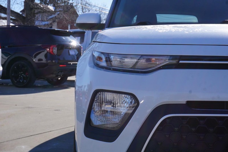 Kia Soul Vehicle Full-screen Gallery Image 09