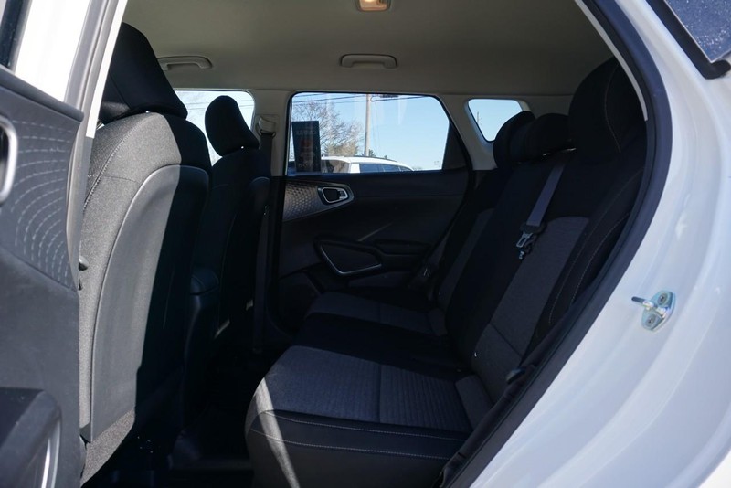 Kia Soul Vehicle Full-screen Gallery Image 24