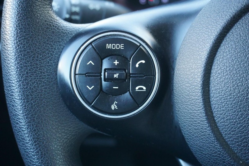 Kia Soul Vehicle Full-screen Gallery Image 35