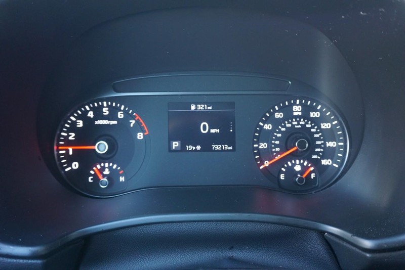 Kia Soul Vehicle Full-screen Gallery Image 37