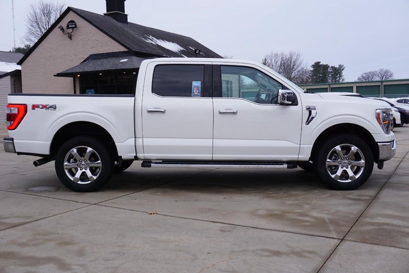 Ford F-150 Vehicle Full-screen Gallery Image 02