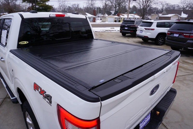 Ford F-150 Vehicle Full-screen Gallery Image 20