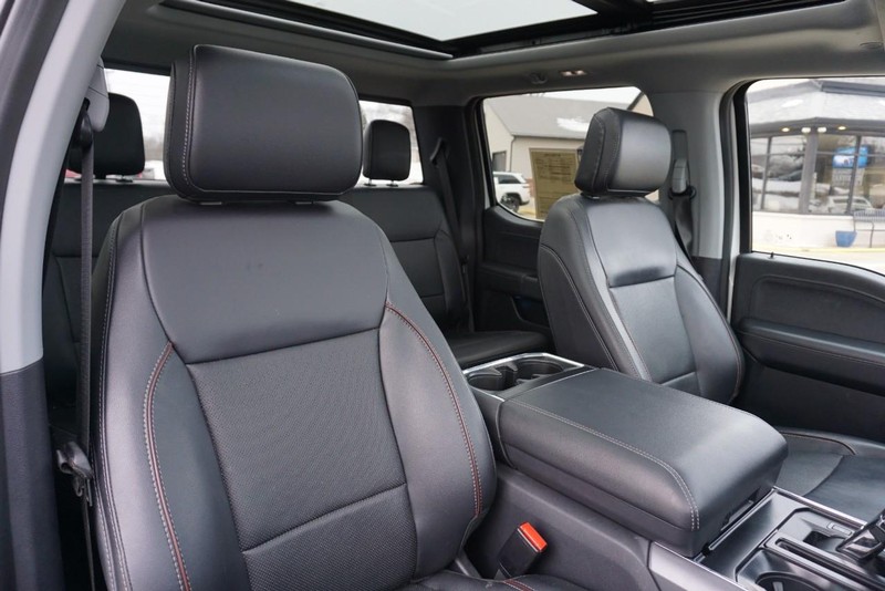 Ford F-150 Vehicle Full-screen Gallery Image 35