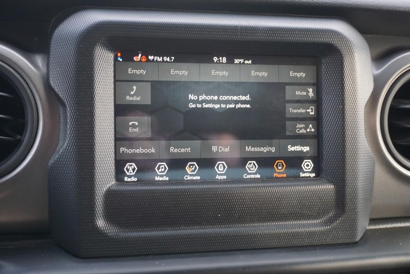 Jeep Wrangler Vehicle Full-screen Gallery Image 39