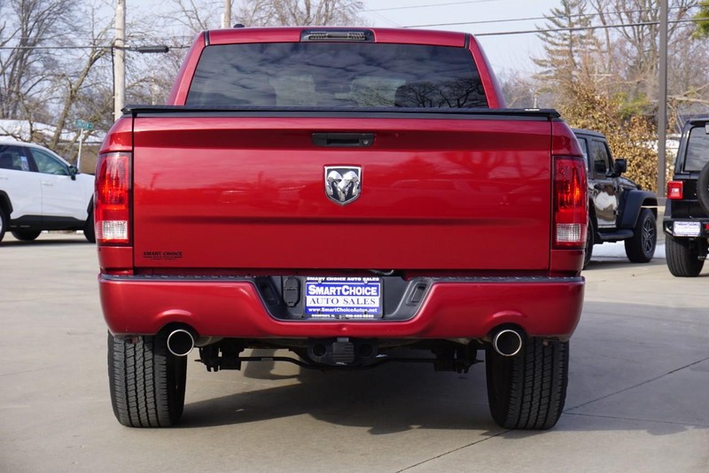 Ram 1500 Vehicle Full-screen Gallery Image 04