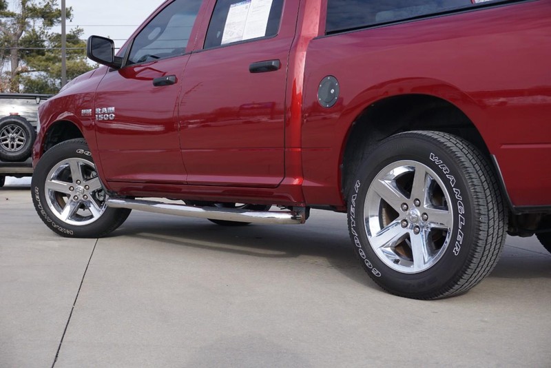 Ram 1500 Vehicle Full-screen Gallery Image 16