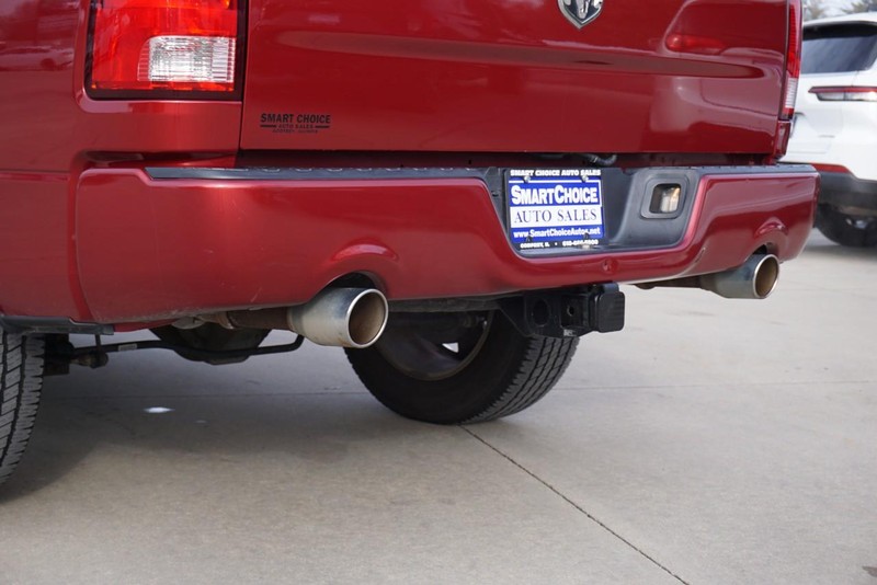 Ram 1500 Vehicle Full-screen Gallery Image 23