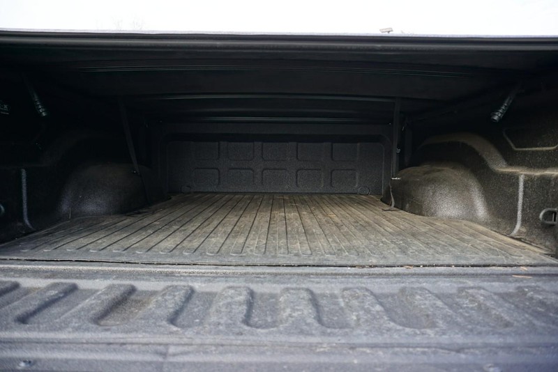 Ram 1500 Vehicle Full-screen Gallery Image 24