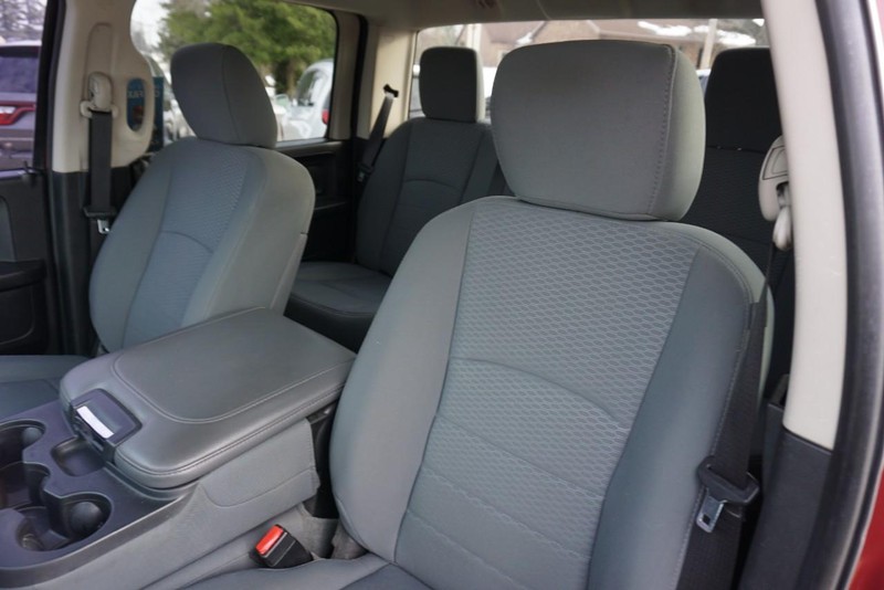 Ram 1500 Vehicle Full-screen Gallery Image 26