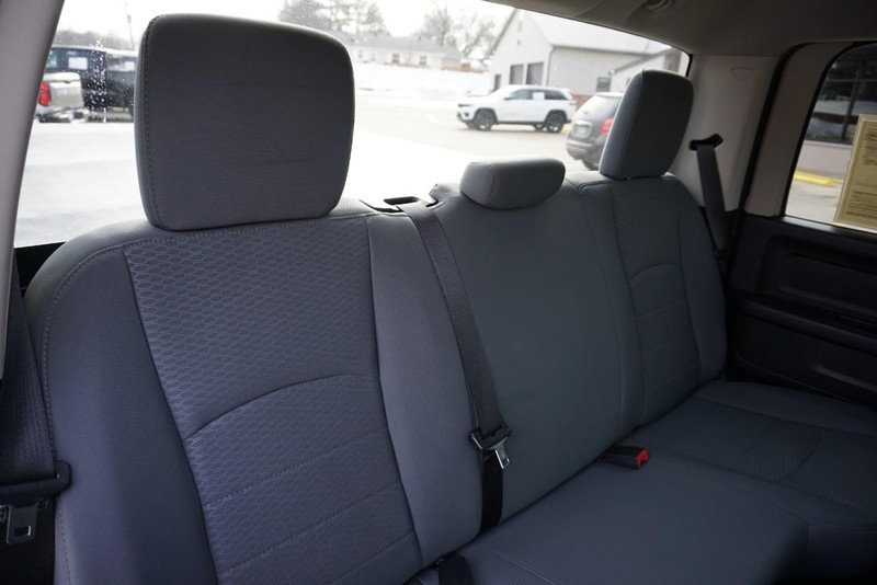 Ram 1500 Vehicle Full-screen Gallery Image 30