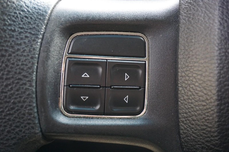 Ram 1500 Vehicle Full-screen Gallery Image 38