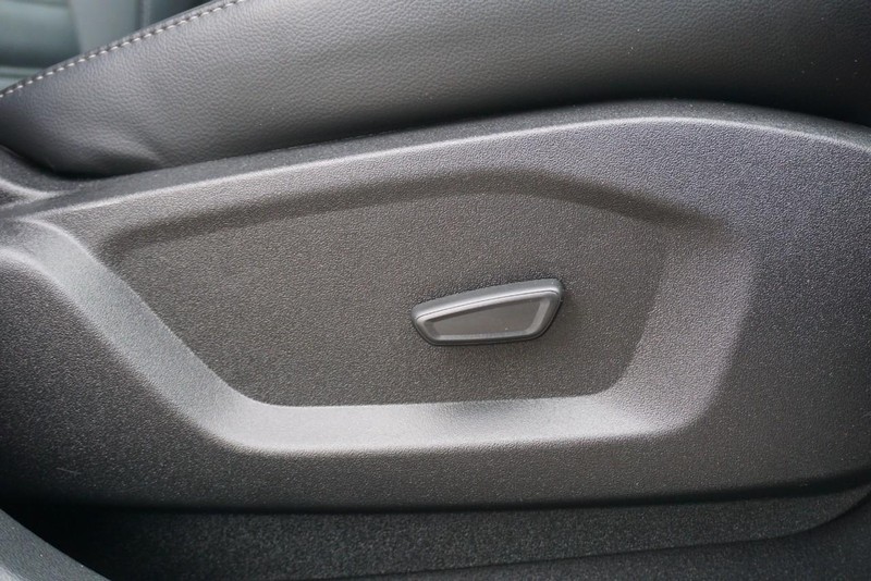 Ford Edge Vehicle Full-screen Gallery Image 29