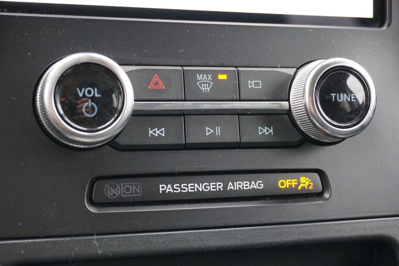 Ford Edge Vehicle Full-screen Gallery Image 43