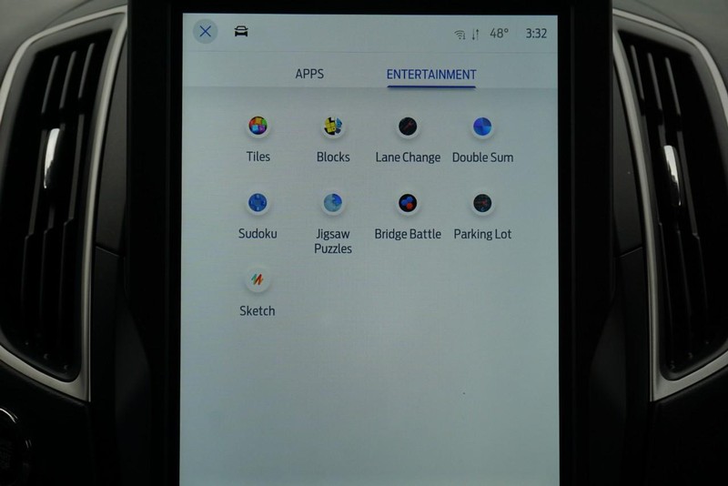 Ford Edge Vehicle Full-screen Gallery Image 48