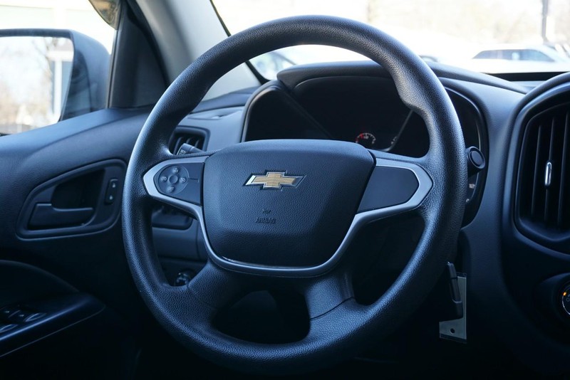Chevrolet Colorado Vehicle Full-screen Gallery Image 34
