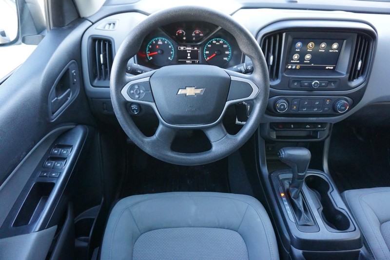 Chevrolet Colorado Vehicle Full-screen Gallery Image 37
