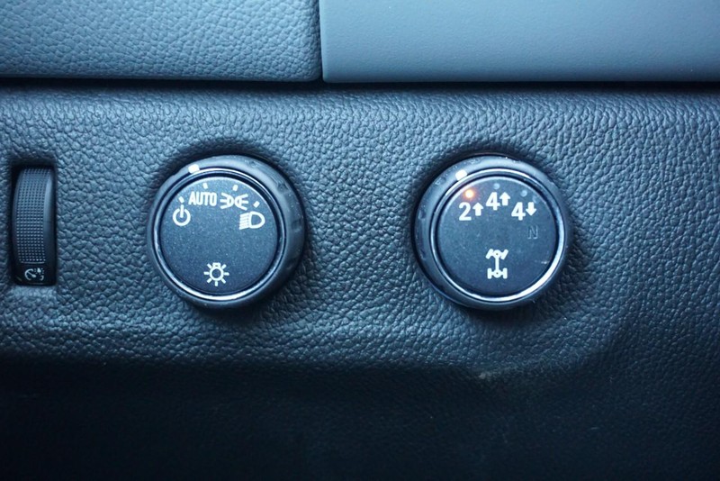 Chevrolet Colorado Vehicle Full-screen Gallery Image 38