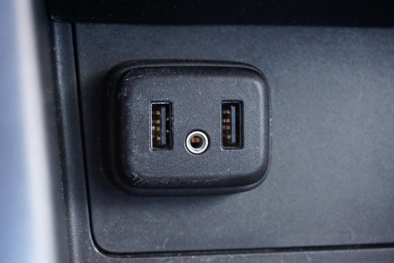 Chevrolet Colorado Vehicle Full-screen Gallery Image 44