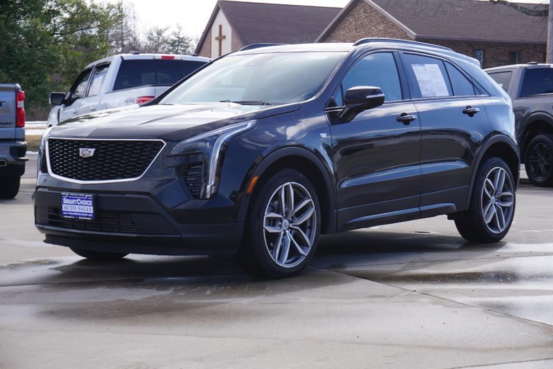 Cadillac XT4 Vehicle Full-screen Gallery Image 07