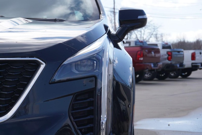 Cadillac XT4 Vehicle Full-screen Gallery Image 10