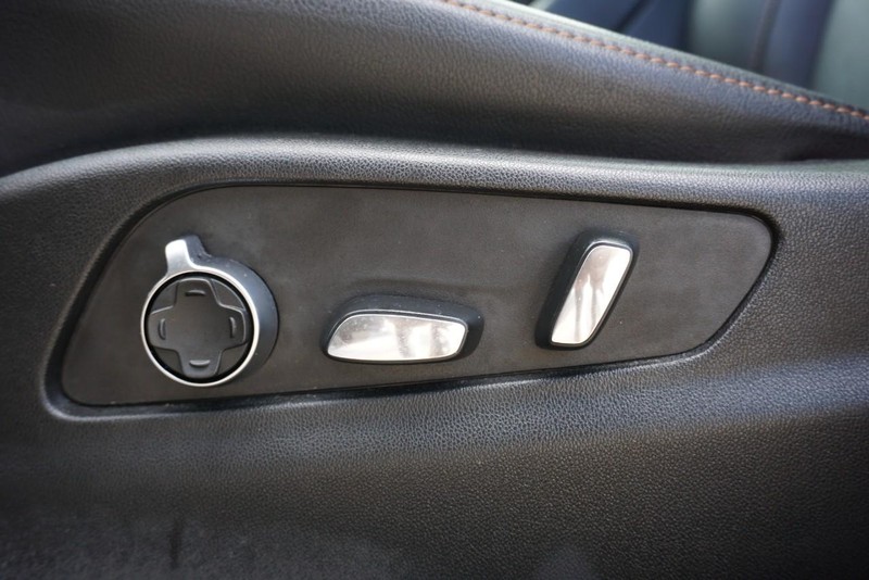 Cadillac XT4 Vehicle Full-screen Gallery Image 23