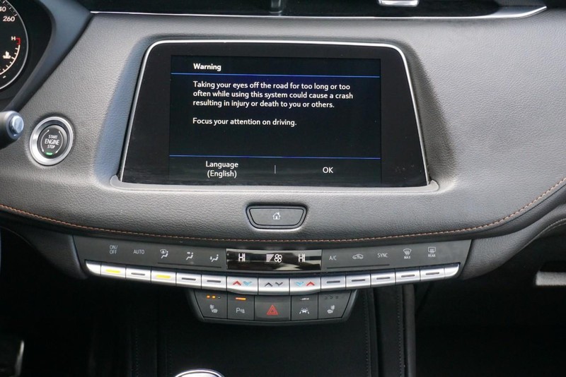 Cadillac XT4 Vehicle Full-screen Gallery Image 34