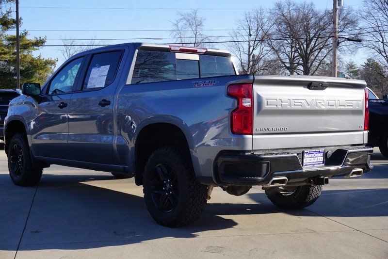 Chevrolet Silverado 1500 Vehicle Full-screen Gallery Image 05