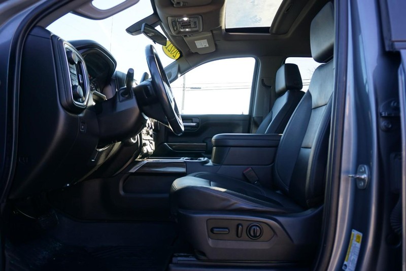 Chevrolet Silverado 1500 Vehicle Full-screen Gallery Image 23