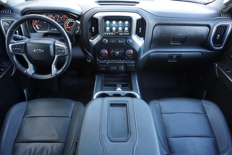 Chevrolet Silverado 1500 Vehicle Full-screen Gallery Image 32