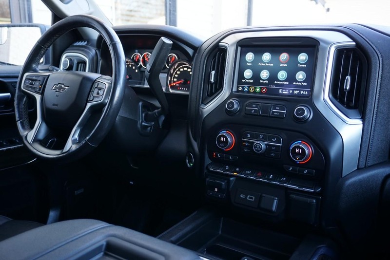 Chevrolet Silverado 1500 Vehicle Full-screen Gallery Image 35