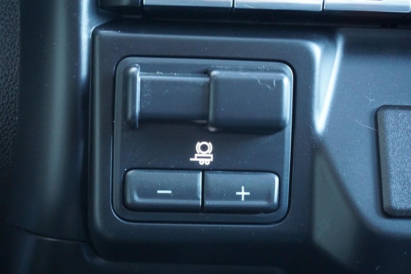 Chevrolet Silverado 1500 Vehicle Full-screen Gallery Image 48