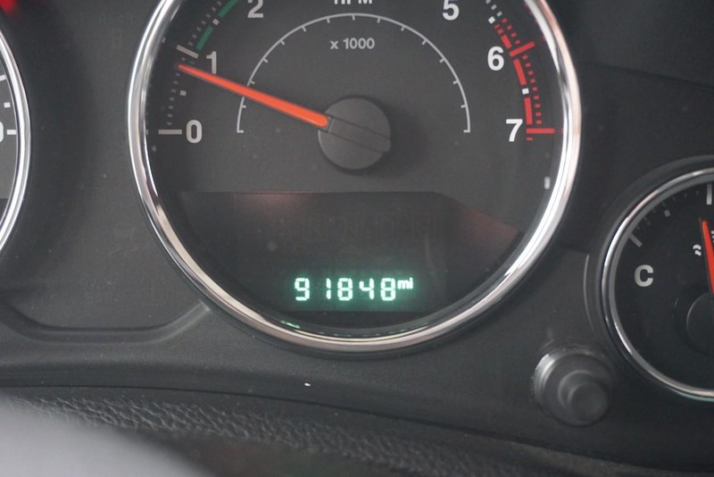 Jeep Wrangler Vehicle Full-screen Gallery Image 38