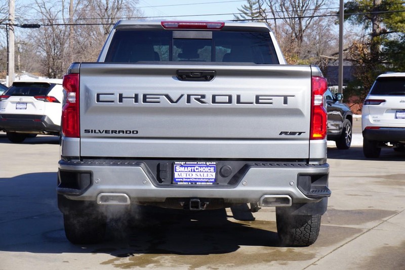 Chevrolet Silverado 1500 Vehicle Full-screen Gallery Image 04