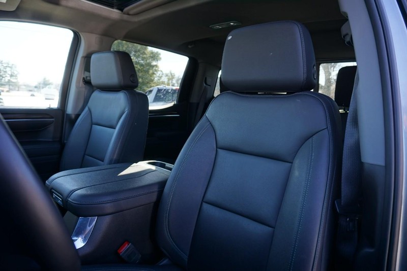 Chevrolet Silverado 1500 Vehicle Full-screen Gallery Image 27