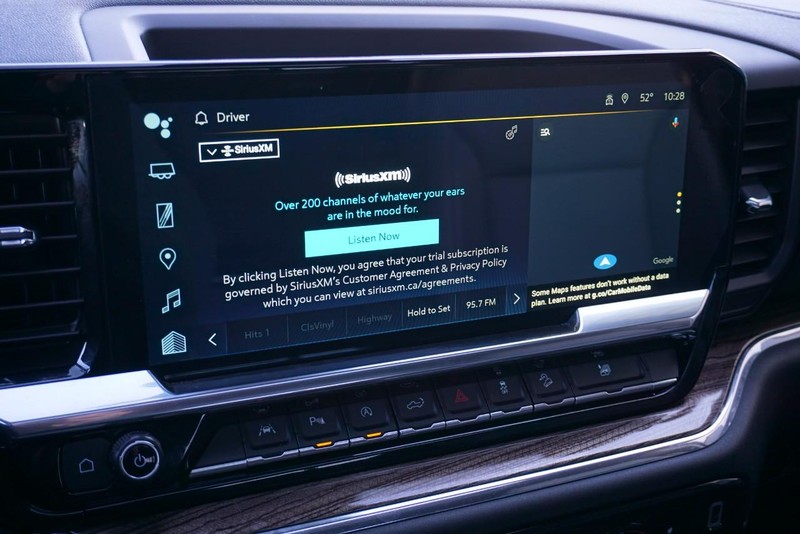 Chevrolet Silverado 1500 Vehicle Full-screen Gallery Image 44