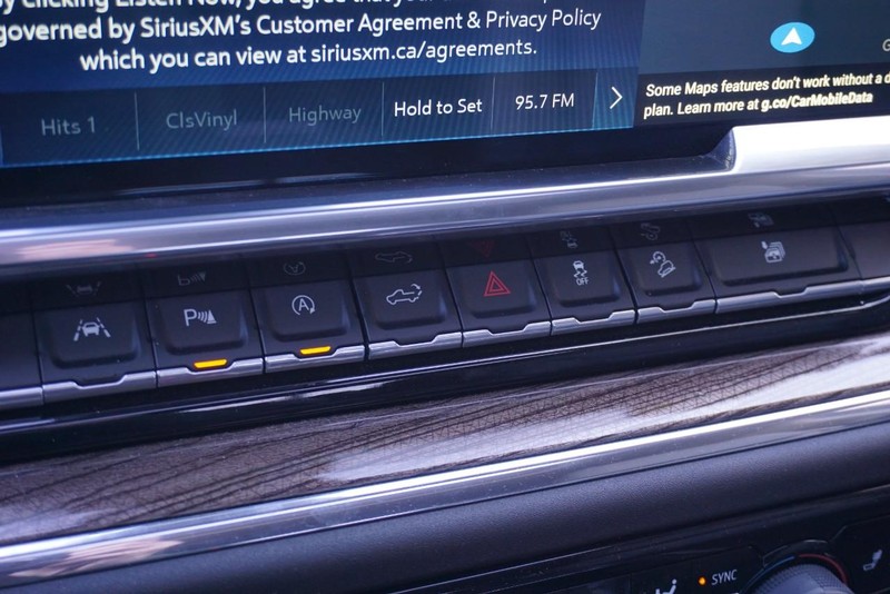 Chevrolet Silverado 1500 Vehicle Full-screen Gallery Image 45