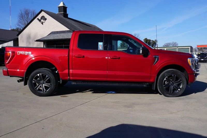 Ford F-150 Vehicle Full-screen Gallery Image 02