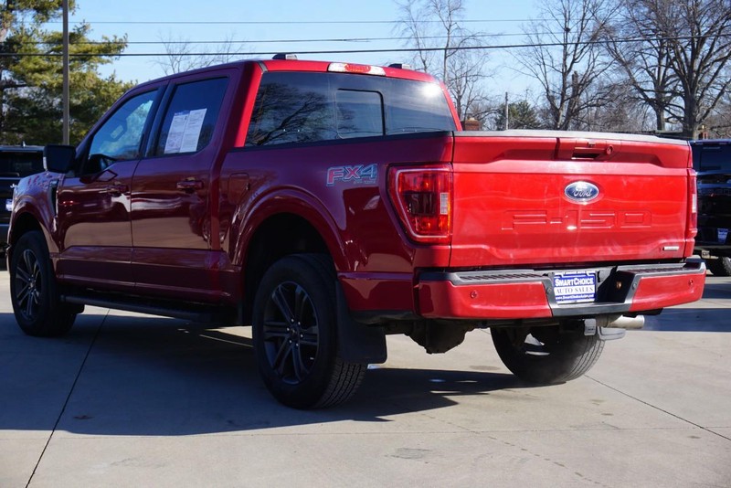 Ford F-150 Vehicle Full-screen Gallery Image 05