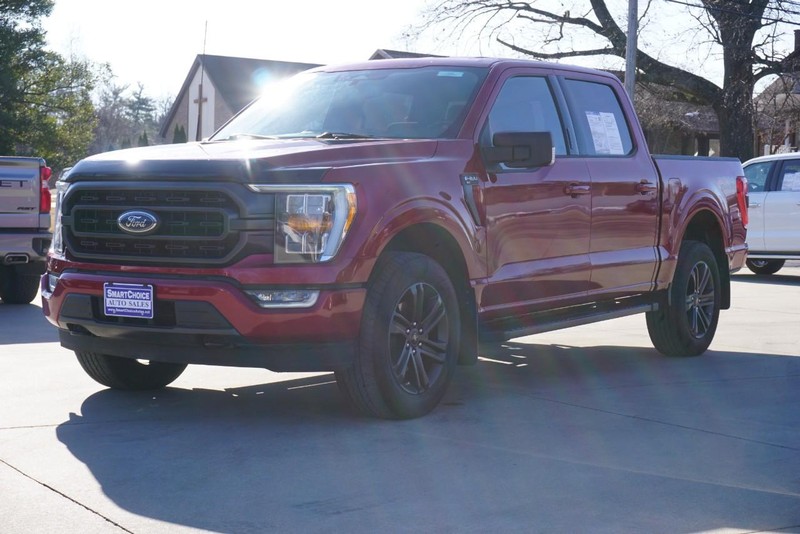 Ford F-150 Vehicle Full-screen Gallery Image 08
