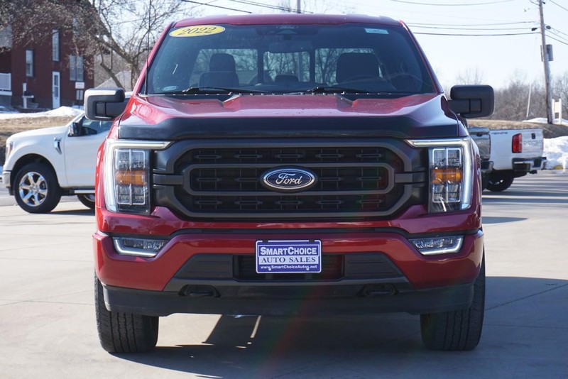 Ford F-150 Vehicle Full-screen Gallery Image 09