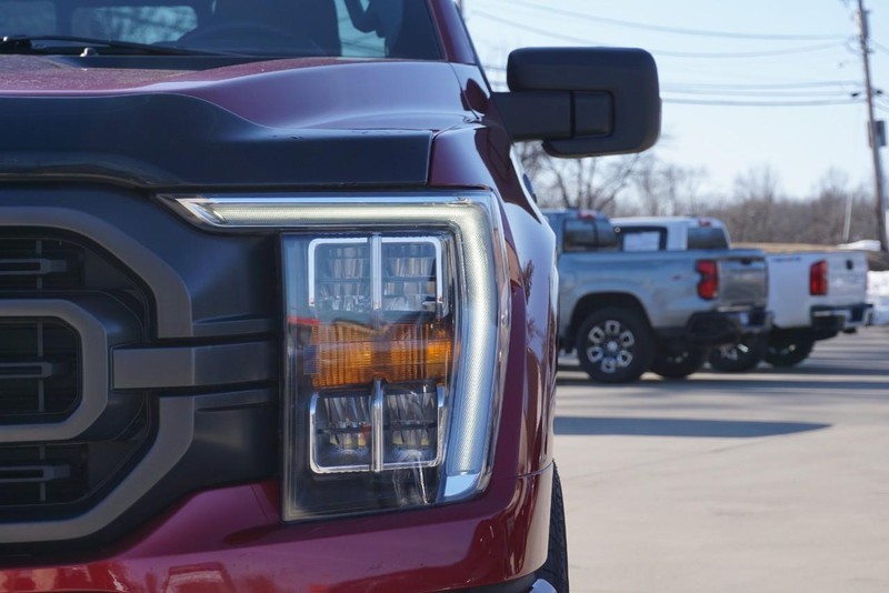 Ford F-150 Vehicle Full-screen Gallery Image 11