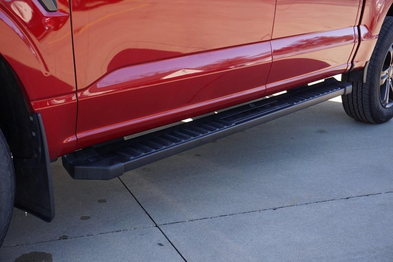 Ford F-150 Vehicle Full-screen Gallery Image 15